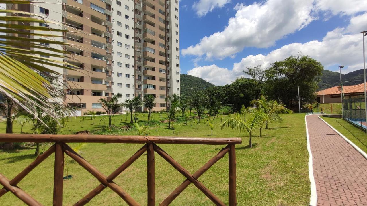 Apto Climatizado Em Perto Da Itapema